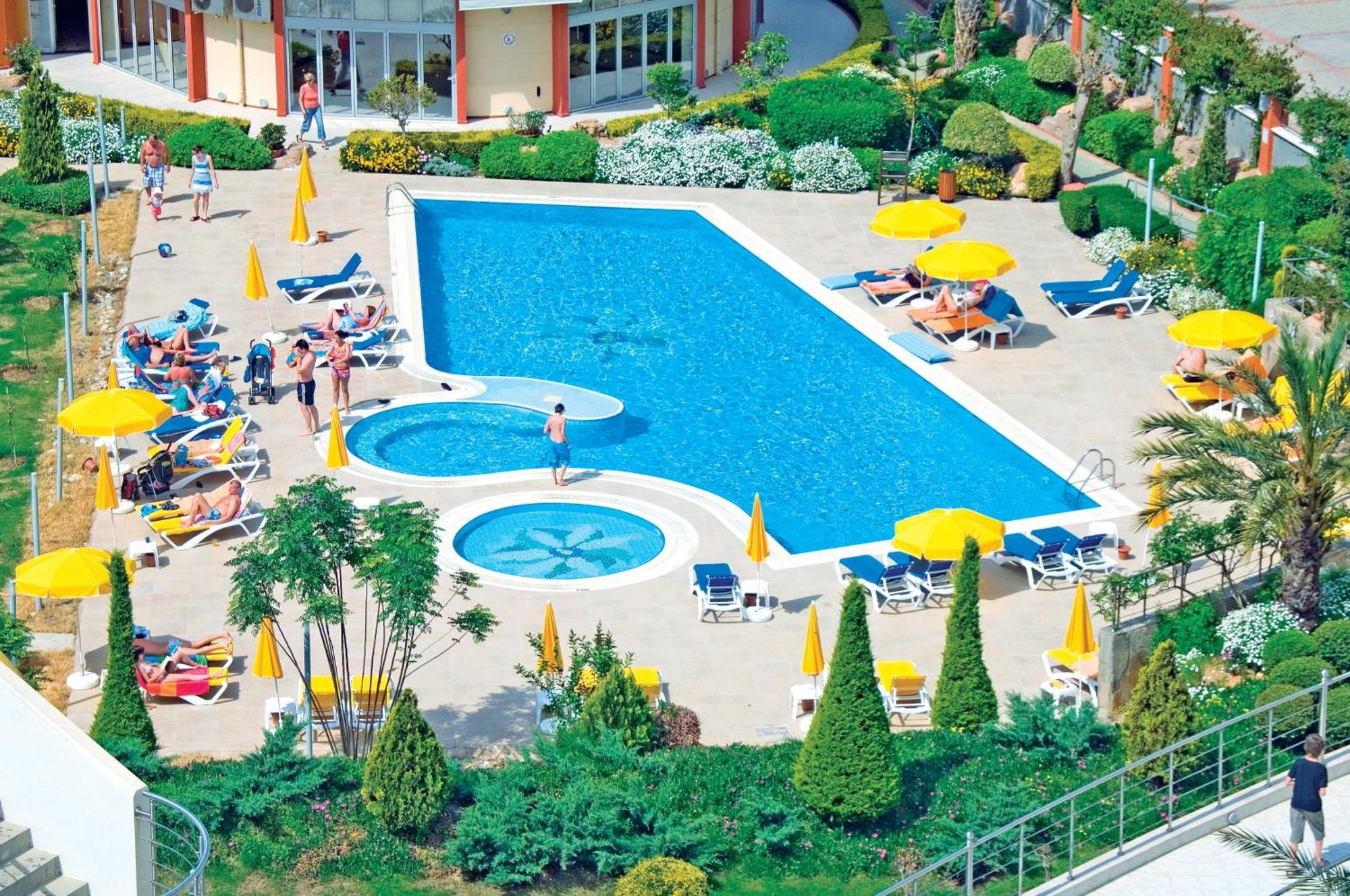 Alaiye Resort & Spa Hotel เอาซัลลาร์ ภายนอก รูปภาพ